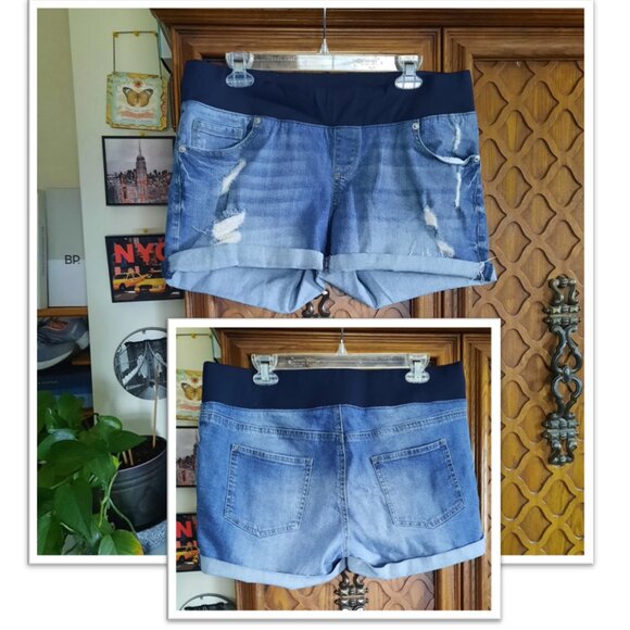 Great Expectations Distressed Maternity Denim Jean Shorts  - Size L - Picture 14 of 14